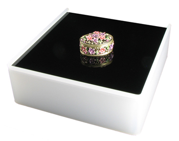 Black Riser for Jewellery Photography Reflections